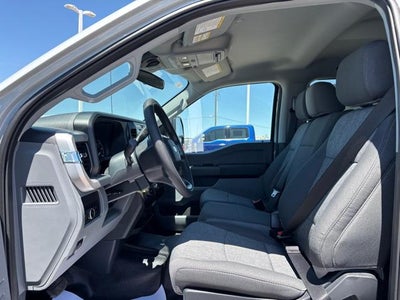 2026 Ford Super Duty F-450 DRW XL 4WD Crew Cab 8' Box