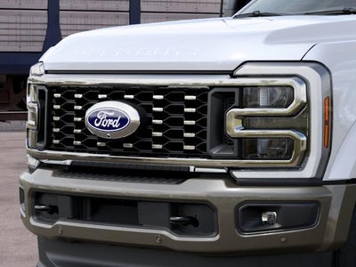 2027 Ford Super Duty F-450 DRW King Ranch 4WD Crew Cab 8' Box
