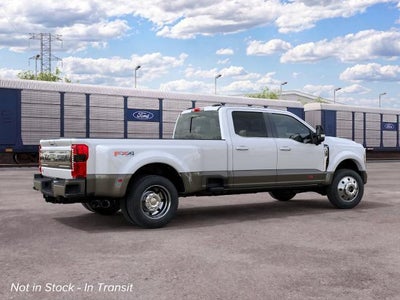 2027 Ford Super Duty F-450 DRW King Ranch 4WD Crew Cab 8' Box