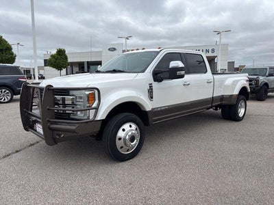 2017 Ford Super Duty F-450 DRW XL 4WD Crew Cab 8' Box