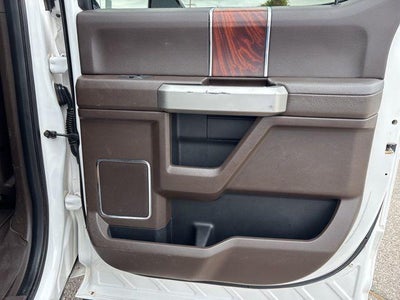 2017 Ford Super Duty F-450 DRW XL 4WD Crew Cab 8' Box