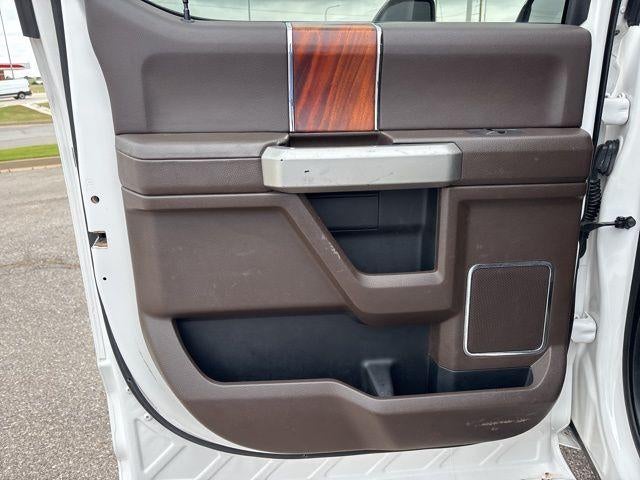 2017 Ford Super Duty F-450 DRW XL 4WD Crew Cab 8' Box