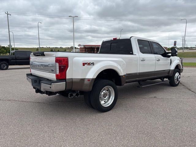 2017 Ford Super Duty F-450 DRW XL 4WD Crew Cab 8' Box