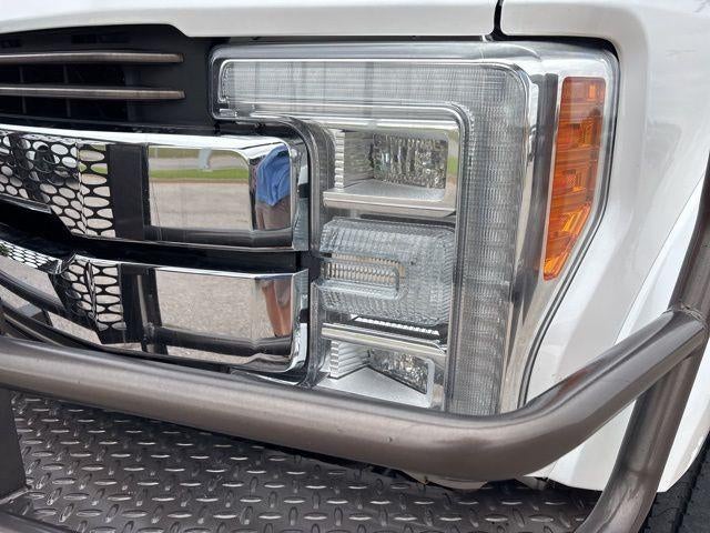 2017 Ford Super Duty F-450 DRW XL 4WD Crew Cab 8' Box