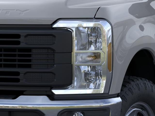 2026 Ford Super Duty F-350 SRW XL 4WD SuperCab 8' Box