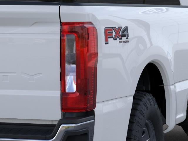 2026 Ford Super Duty F-350 SRW XL 4WD SuperCab 8' Box