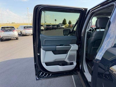 2022 Ford F-150 XL 4WD SuperCrew 5.5' Box