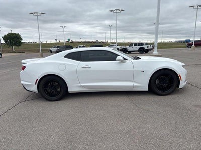 2019 Chevrolet Camaro 2dr Coupe 1LT