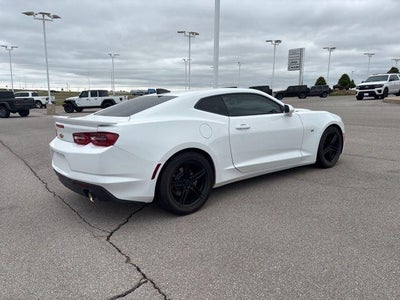 2019 Chevrolet Camaro 2dr Coupe 1LT
