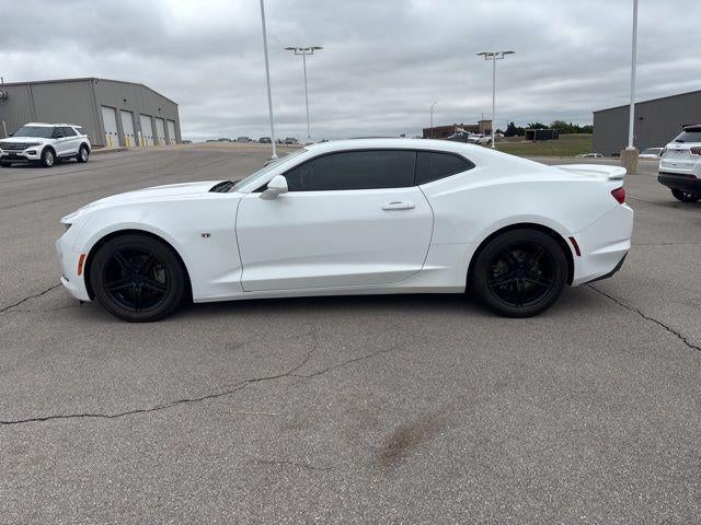 2019 Chevrolet Camaro 2dr Coupe 1LT