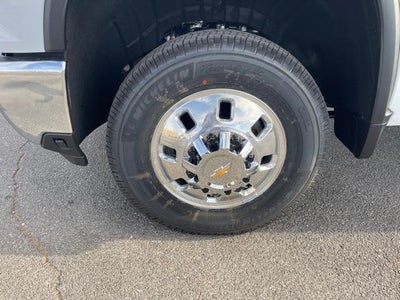 2026 Chevrolet Silverado 3500 HD Crew Cab Long Box 4-Wheel Drive Work Truck