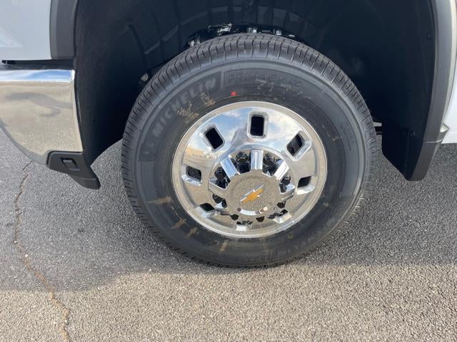 2026 Chevrolet Silverado 3500 HD Crew Cab Long Box 4-Wheel Drive Work Truck