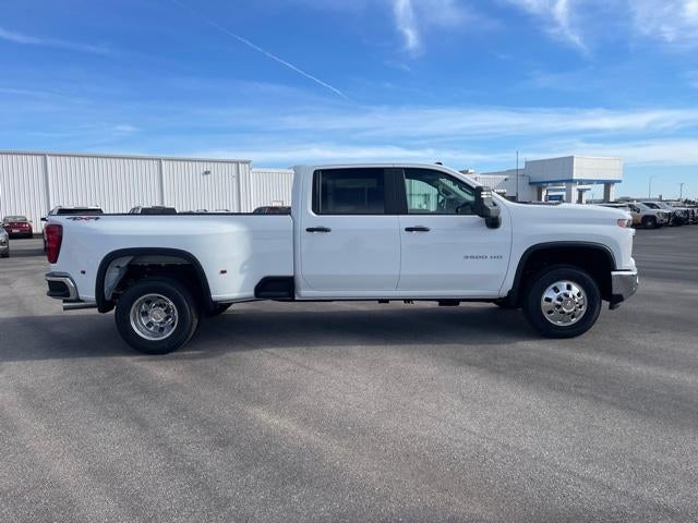 2026 Chevrolet Silverado 3500 HD Crew Cab Long Box 4-Wheel Drive Work Truck