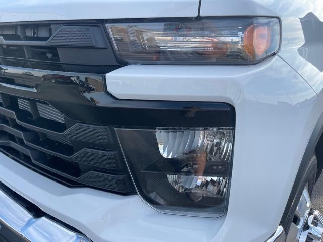 2026 Chevrolet Silverado 3500 HD Crew Cab Long Box 4-Wheel Drive Work Truck