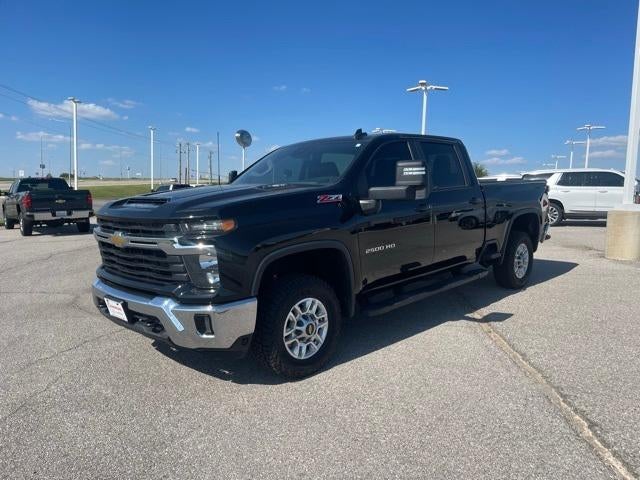 2024 Chevrolet Silverado 2500 HD Crew Cab Standard Box 4-Wheel Drive LT