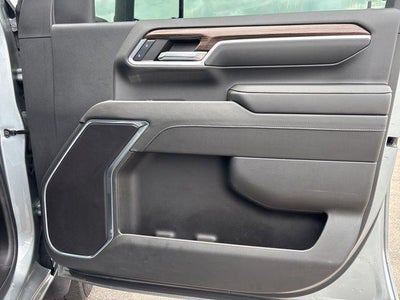 2024 Chevrolet Silverado 3500 HD Crew Cab Long Box 4-Wheel Drive LT