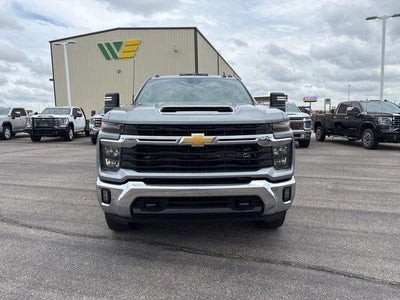 2024 Chevrolet Silverado 3500 HD Crew Cab Long Box 4-Wheel Drive LT