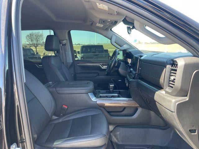 2022 Chevrolet Silverado 1500 Crew Cab Short Box 4-Wheel Drive RST