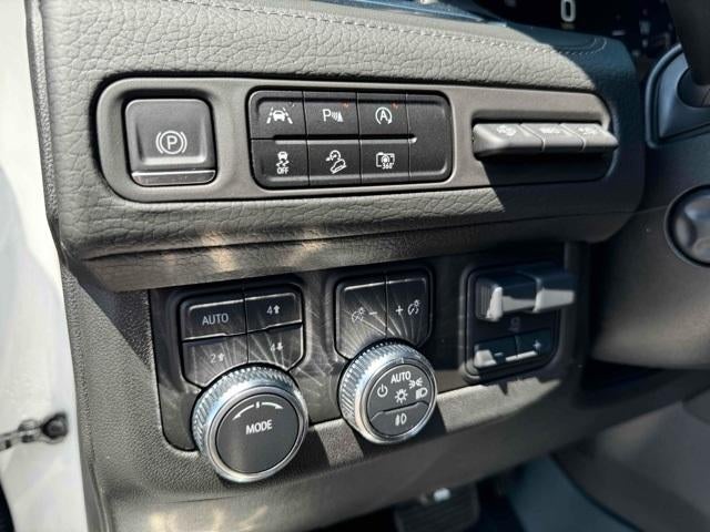 2023 GMC Yukon XL 4WD 4dr Denali