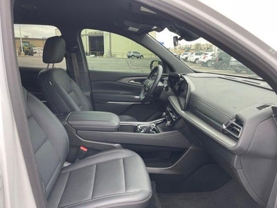 2025 Chevrolet Traverse LT w/1LT