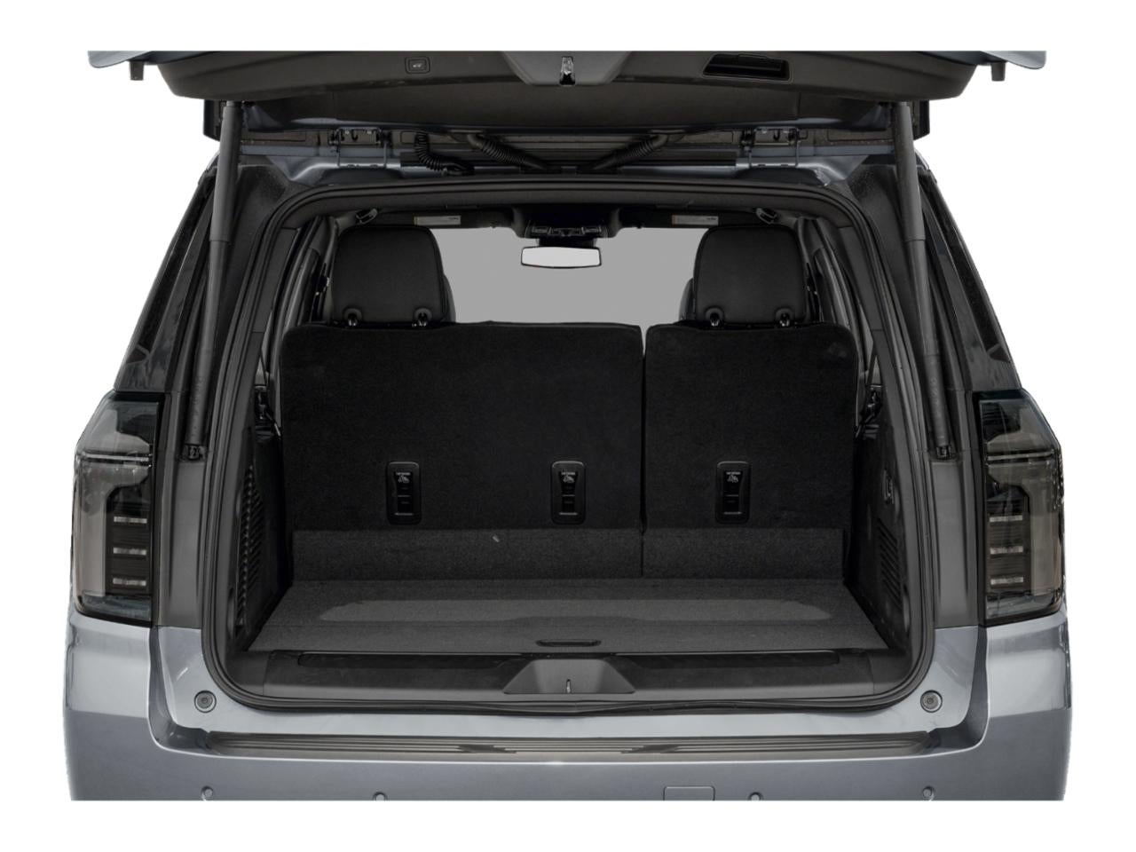 2025 Chevrolet Suburban 4WD LT