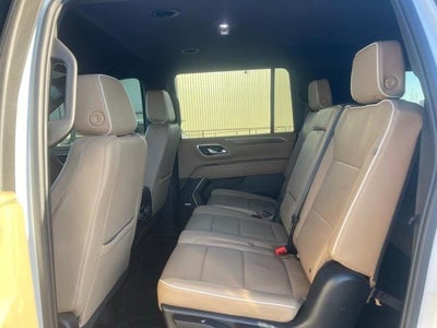 2024 Chevrolet Suburban 4WD Premier