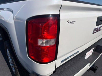 2018 GMC Sierra 2500 HD Crew Cab Standard Box 4-Wheel Drive Denali