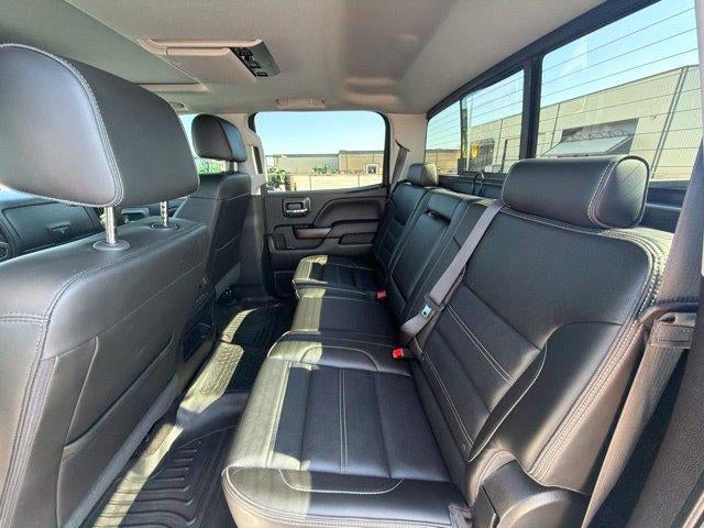 2018 GMC Sierra 2500 HD Crew Cab Standard Box 4-Wheel Drive Denali