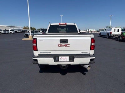 2018 GMC Sierra 2500 HD Crew Cab Standard Box 4-Wheel Drive Denali