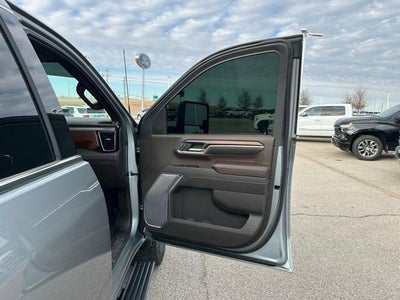 2024 GMC Sierra 2500 HD Crew Cab Standard Box 4-Wheel Drive Denali