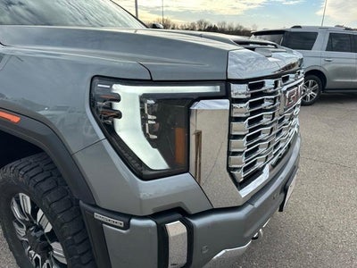 2024 GMC Sierra 2500 HD Crew Cab Standard Box 4-Wheel Drive Denali