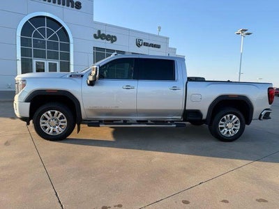 2020 GMC Sierra 2500 HD Crew Cab Standard Box 4-Wheel Drive Denali