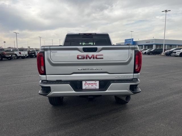 2022 GMC Sierra 2500 HD Crew Cab Standard Box 4-Wheel Drive Denali
