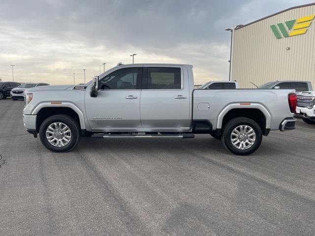 2022 GMC Sierra 2500 HD Crew Cab Standard Box 4-Wheel Drive Denali