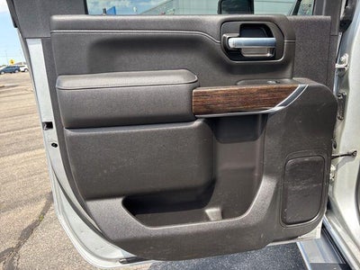 2022 GMC Sierra 3500HD Crew Cab Long Box 4-Wheel Drive SLE