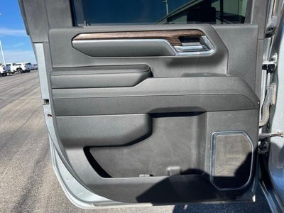 2024 GMC Sierra 3500HD Crew Cab Long Box 4-Wheel Drive SLE