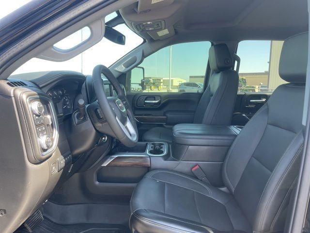 2023 GMC Sierra 3500HD Crew Cab Long Box 4-Wheel Drive SLT