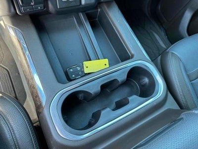 2020 GMC Sierra 3500HD Crew Cab Standard Box 4-Wheel Drive Denali