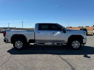 2020 GMC Sierra 3500HD Crew Cab Standard Box 4-Wheel Drive Denali