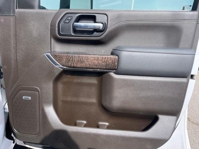 2020 GMC Sierra 3500HD Crew Cab Long Box 4-Wheel Drive Denali