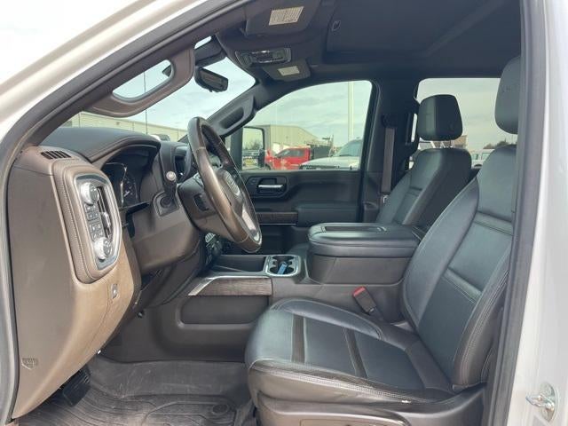 2020 GMC Sierra 3500HD Crew Cab Long Box 4-Wheel Drive Denali