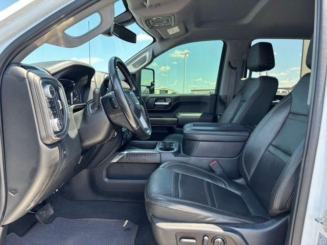 2022 GMC Sierra 3500HD Crew Cab Long Box 4-Wheel Drive Denali