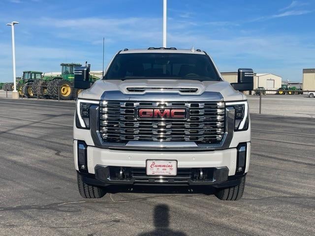 2025 GMC Sierra 2500 HD Crew Cab Standard Box 4-Wheel Drive Denali