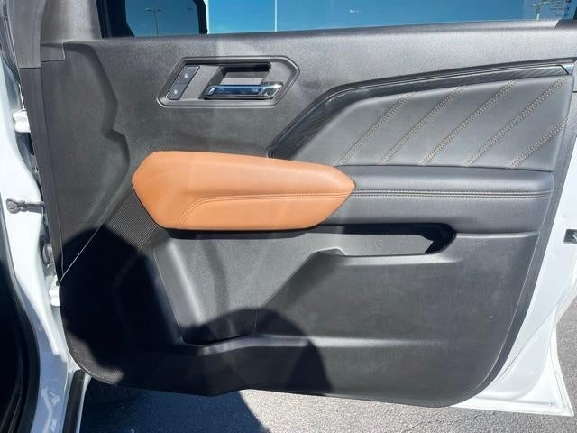 2024 GMC Canyon Crew Cab Short Box 4-Wheel Drive AT4