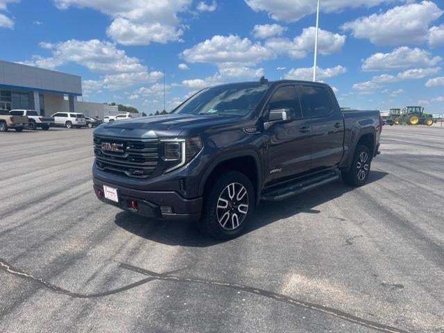 2022 GMC Sierra 1500 Crew Cab Short Box 4-Wheel Drive AT4