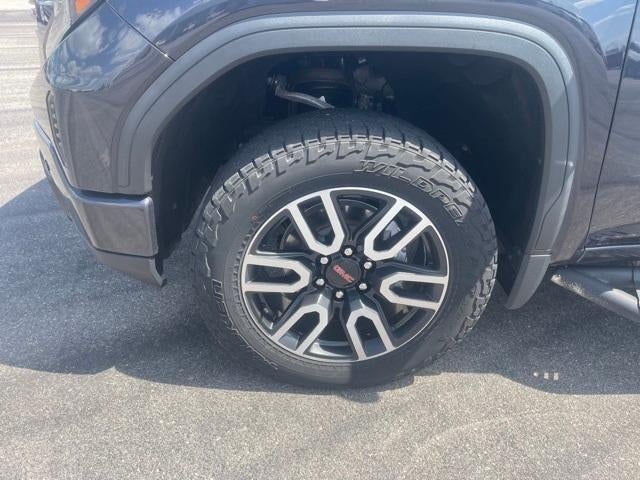 2022 GMC Sierra 1500 Crew Cab Short Box 4-Wheel Drive AT4