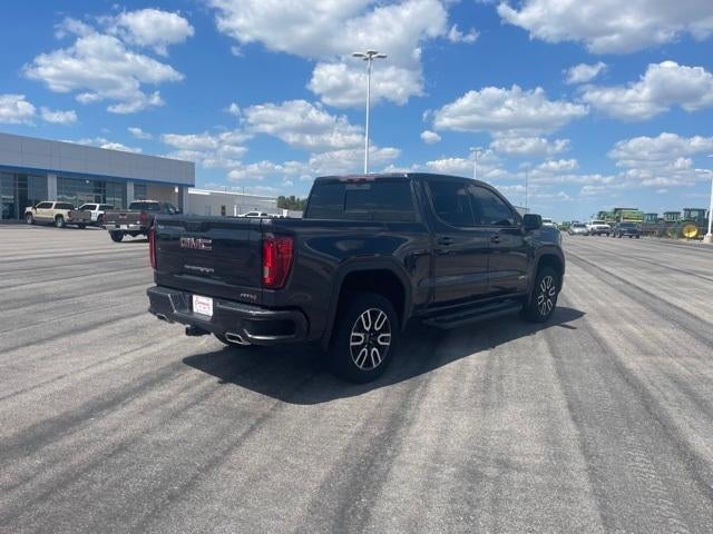 2022 GMC Sierra 1500 Crew Cab Short Box 4-Wheel Drive AT4