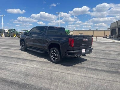 2022 GMC Sierra 1500 Crew Cab Short Box 4-Wheel Drive AT4
