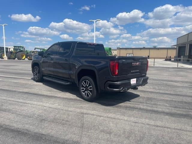 2022 GMC Sierra 1500 Crew Cab Short Box 4-Wheel Drive AT4