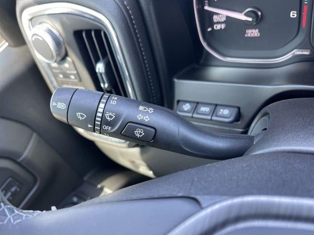 2019 GMC Sierra 1500 Crew Cab Short Box 4-Wheel Drive Denali